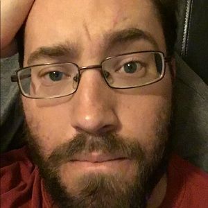 Meet your Posher, Eric